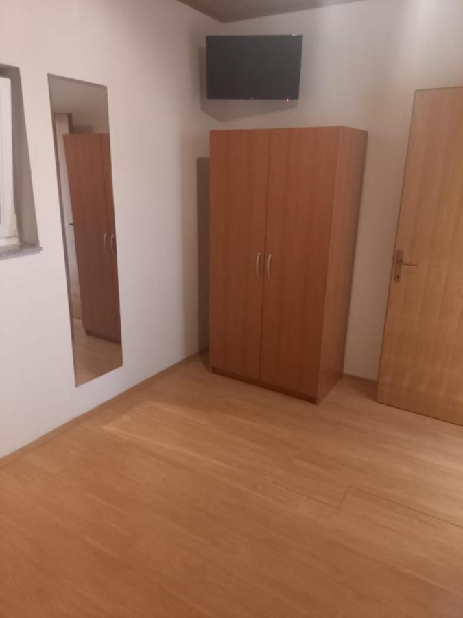 Apartmani Branka Rtina Luaran gambar