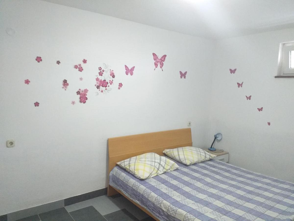 Apartmani Branka Rtina Luaran gambar